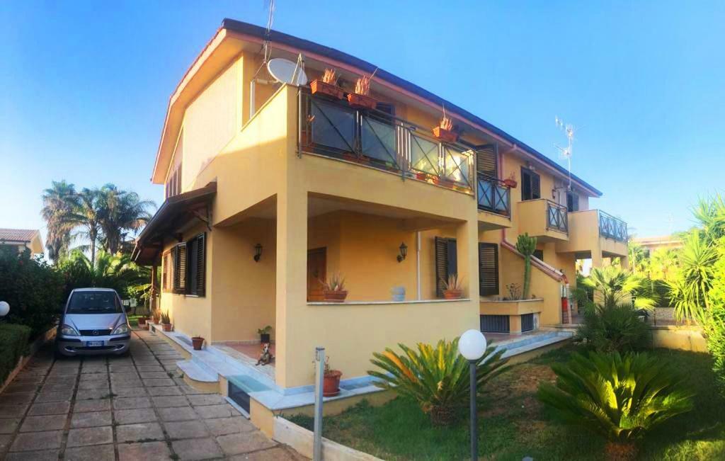 Stunning Sicilian Villa Carini Esterno foto