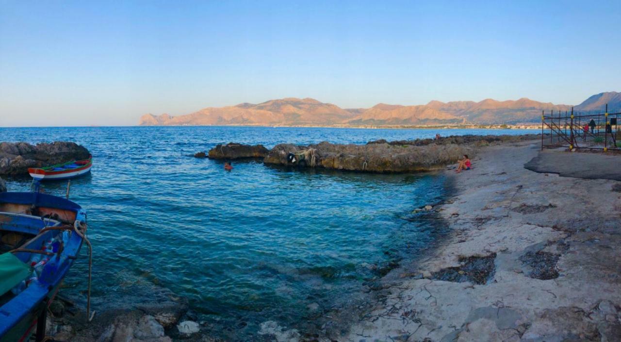 Stunning Sicilian Villa Carini Esterno foto